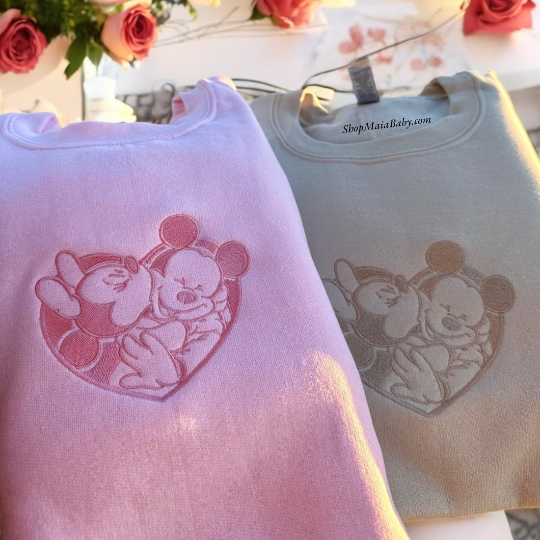 M&M Heartfelt Kiss Sweatshirt
